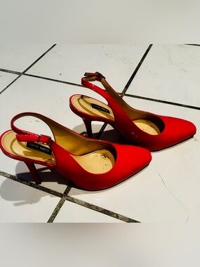 Nine West Pink Patent Slingback Heels